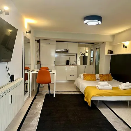 Heart Of Chic Steps From Vitosha Blvd
